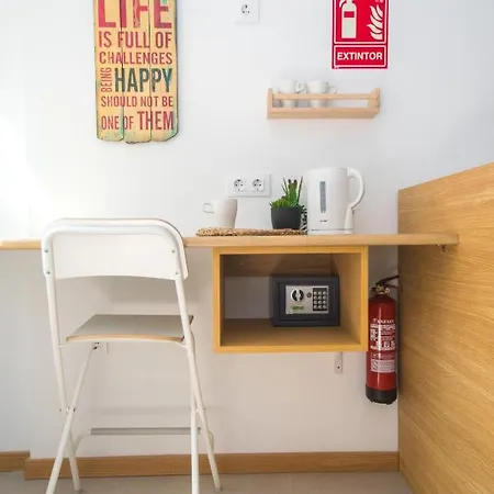 Rua Do Medio Pensión 3*