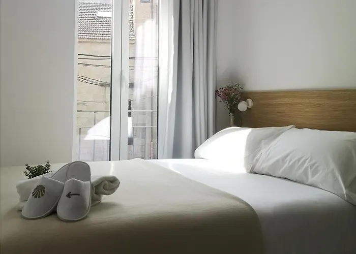 Rua Do Medio Konukevi Redondela